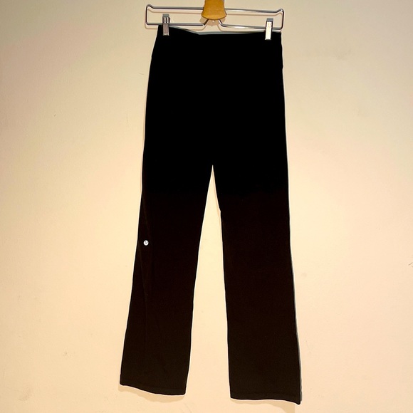 lululemon athletica Pants - Lululemon Black Astro Pants Wide Flare Leg Yoga Women’s pants Size 6
